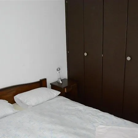 شقة Mireille Nr- 5 Appartement-fewo- Dusche Oder Bad- Wc 4-bettwohnung By Interhome *